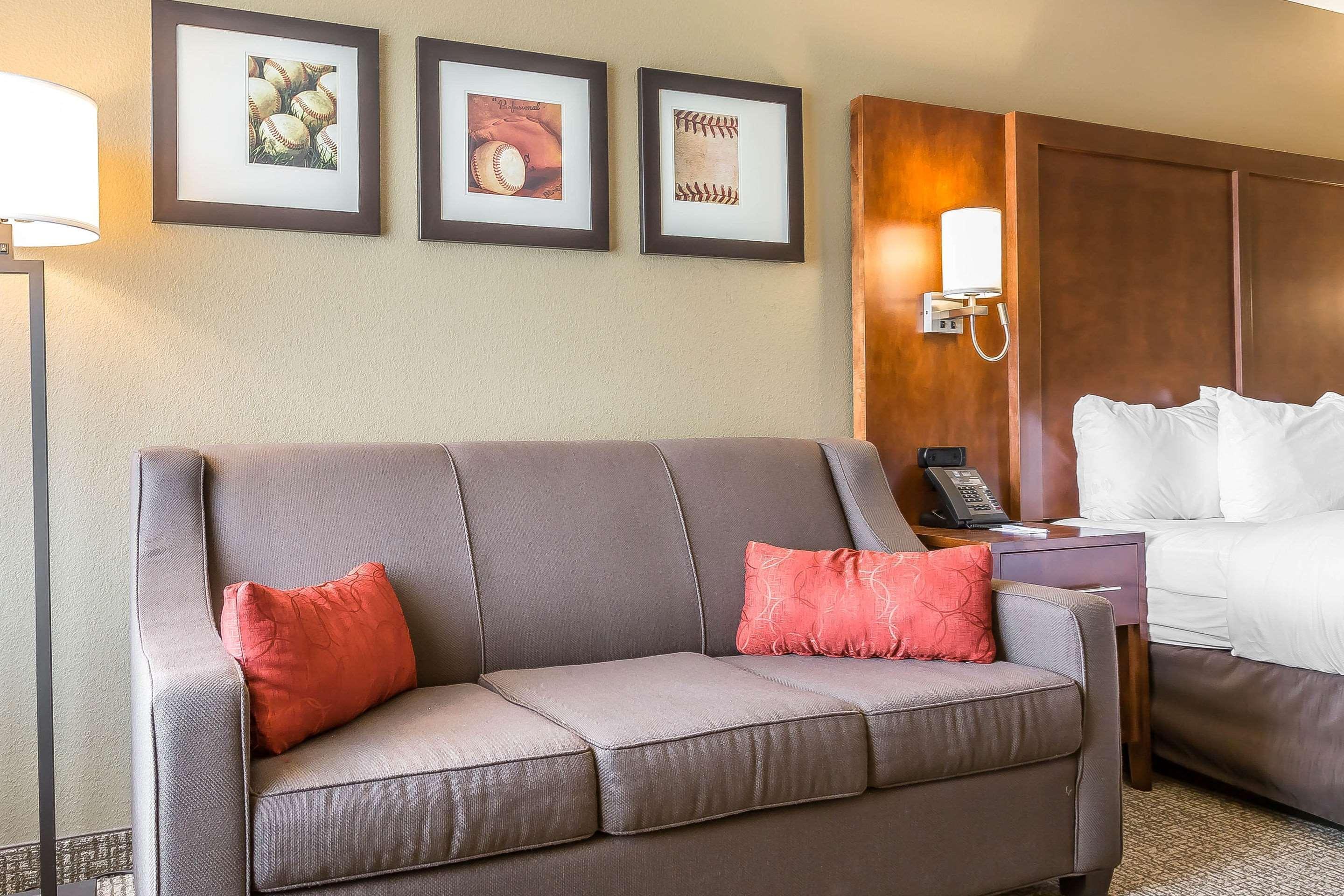 Comfort Inn & Suites Aberdeen Ngoại thất bức ảnh