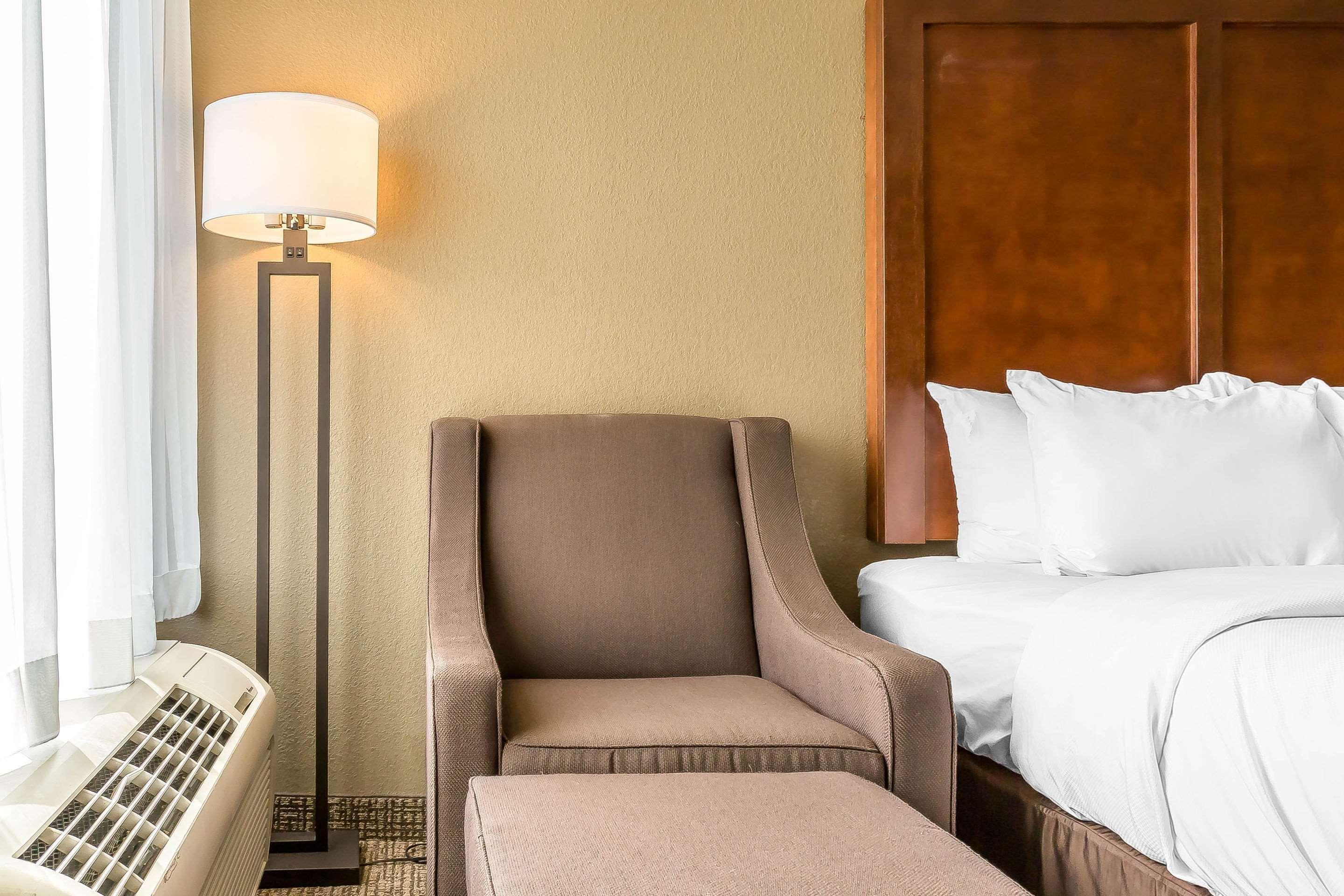 Comfort Inn & Suites Aberdeen Ngoại thất bức ảnh