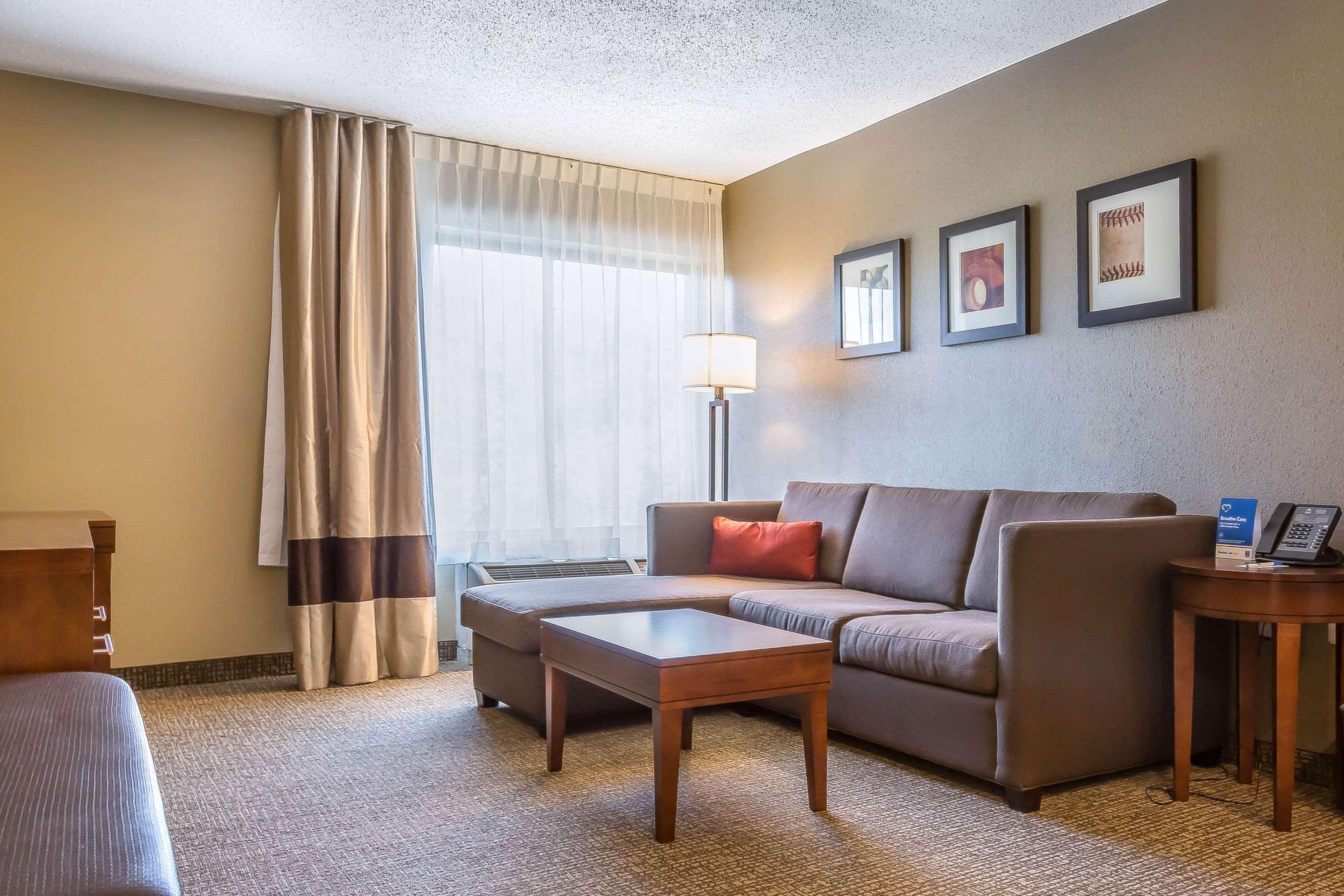 Comfort Inn & Suites Aberdeen Ngoại thất bức ảnh