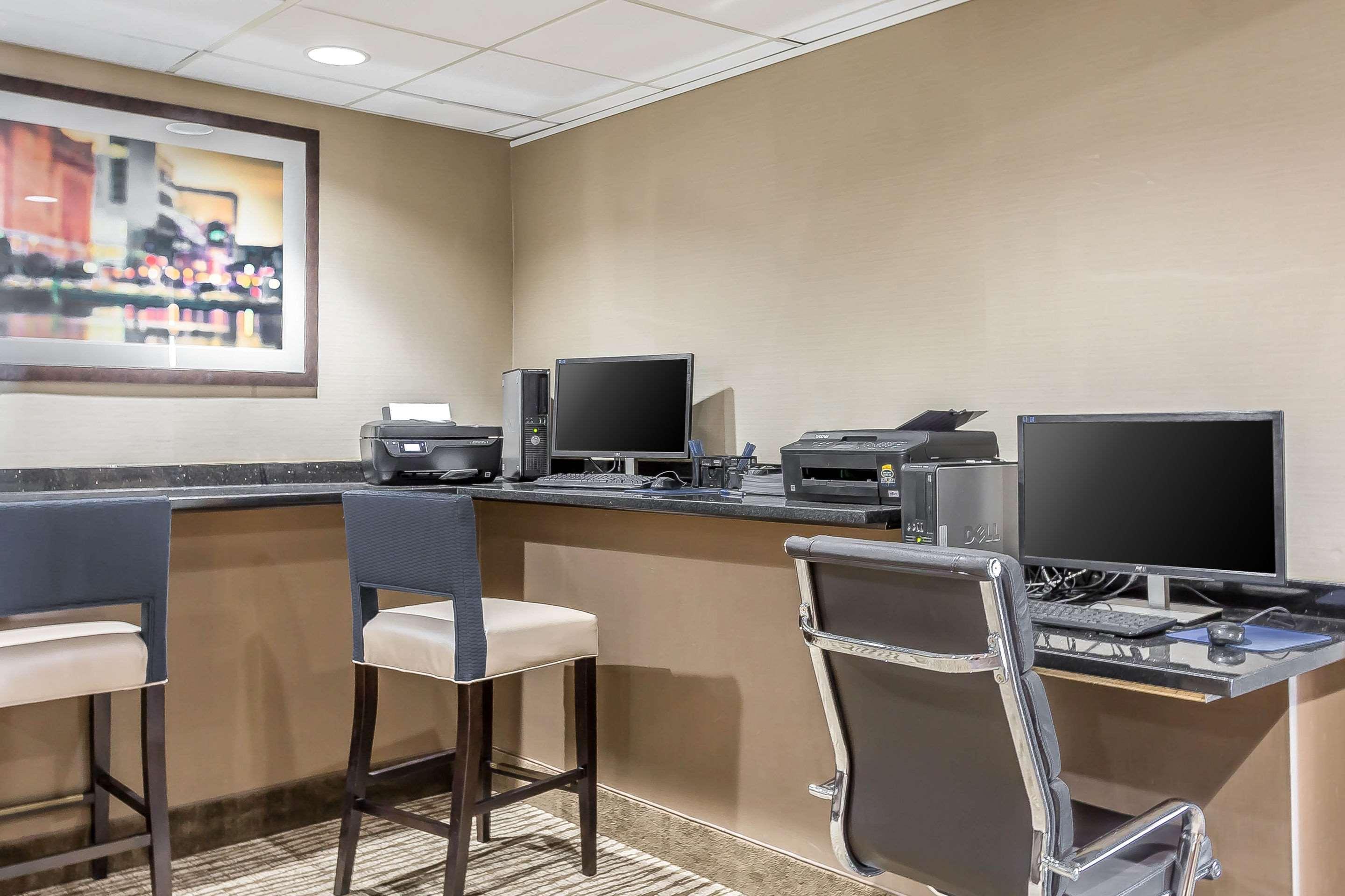Comfort Inn & Suites Aberdeen Ngoại thất bức ảnh
