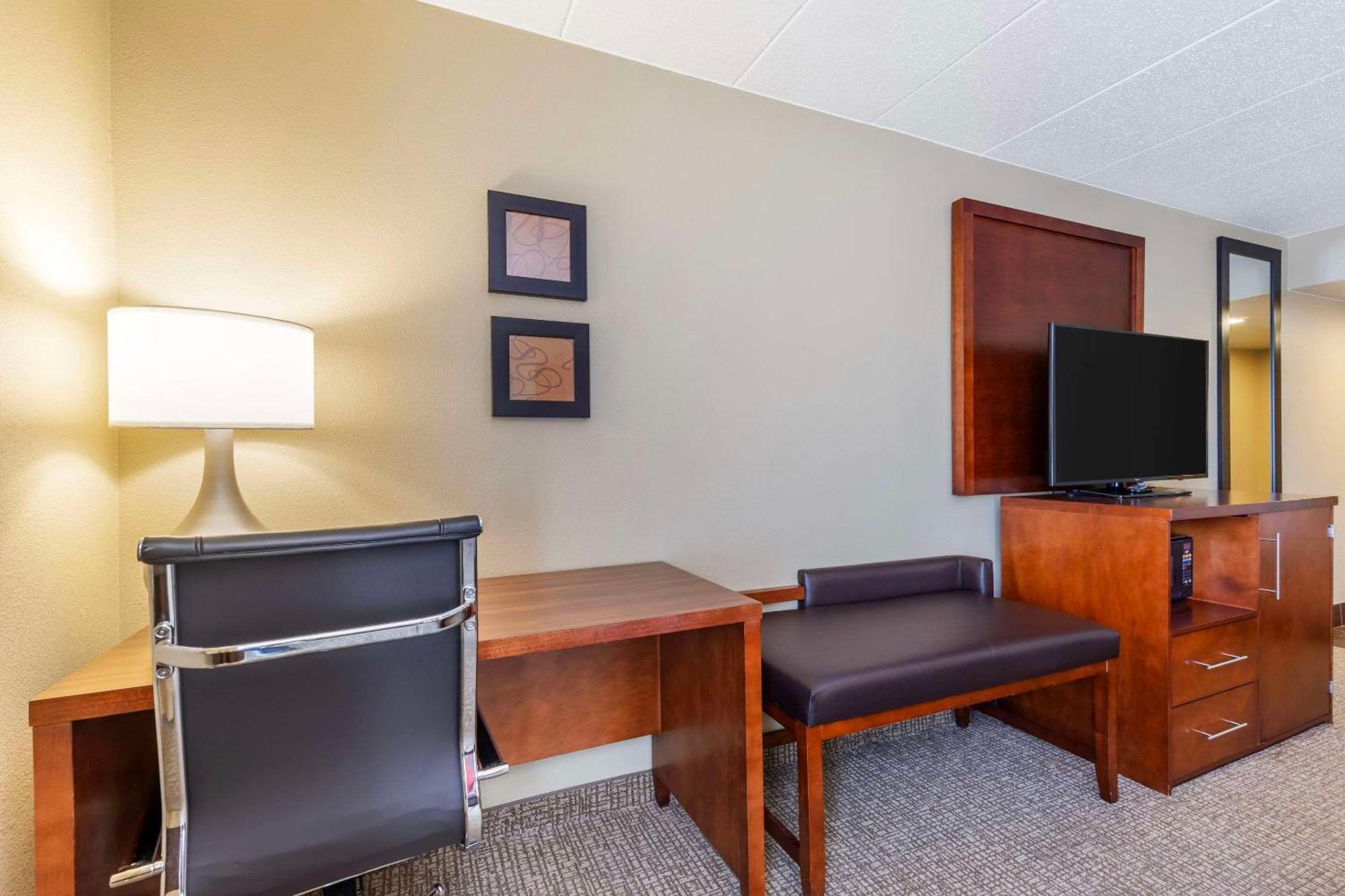 Comfort Inn & Suites Aberdeen Ngoại thất bức ảnh
