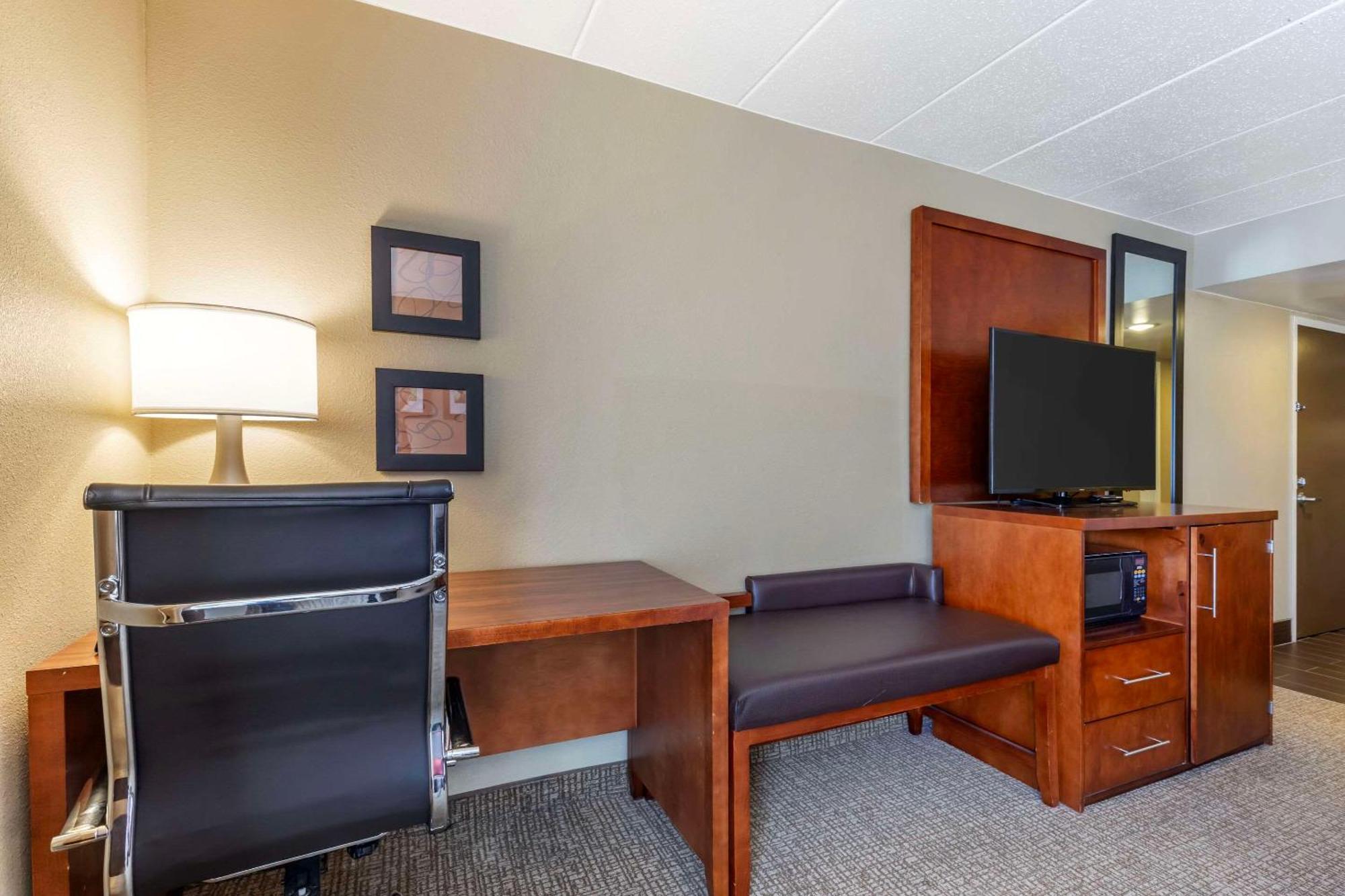 Comfort Inn & Suites Aberdeen Ngoại thất bức ảnh